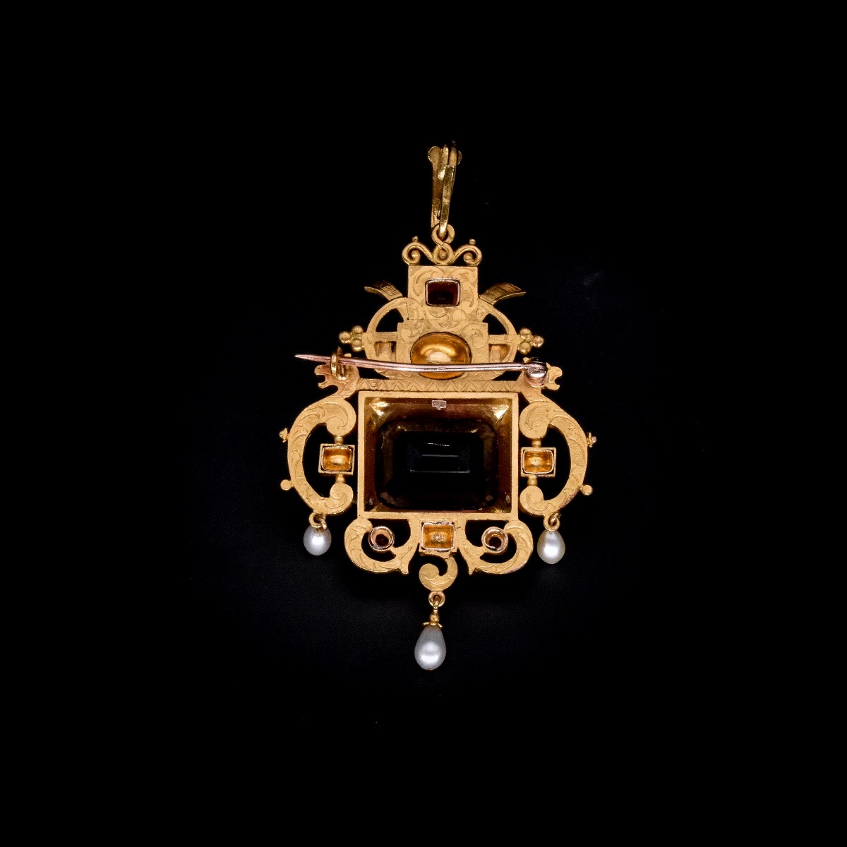 Neo-renaissance Brooch-pendant In Gold, Amethyst, And Enamel - Vienna, 19th Century-photo-1