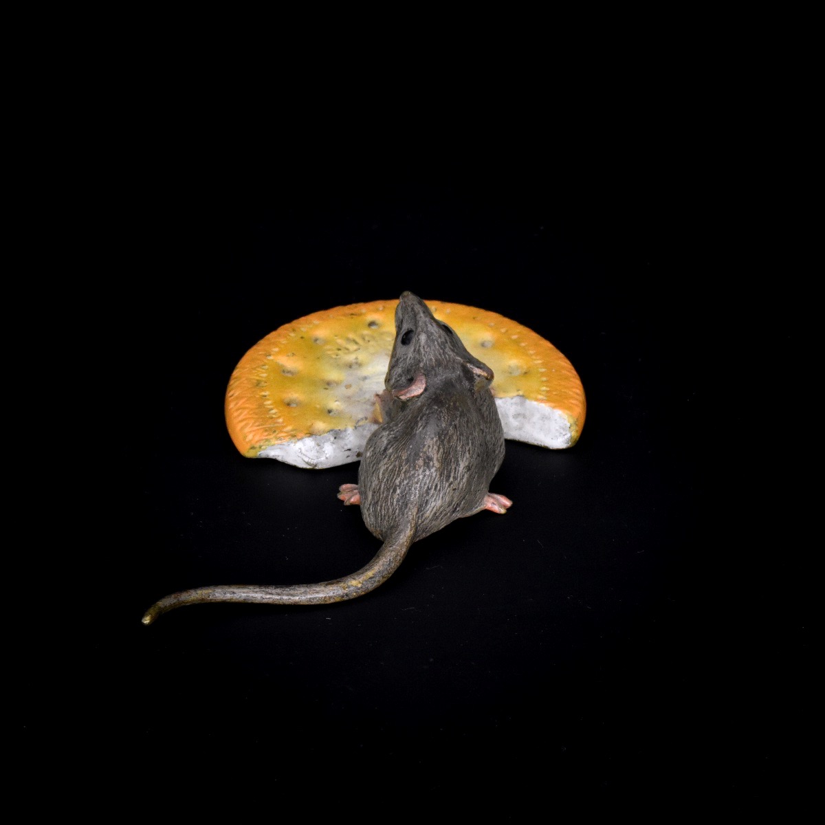 Souris grignotant un biscuit - Bronze de Vienne, vers 1900-photo-2