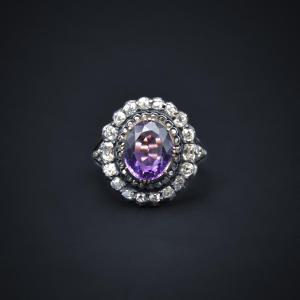 Bague améthyste et diamants - Travail fin du XIXe siècle