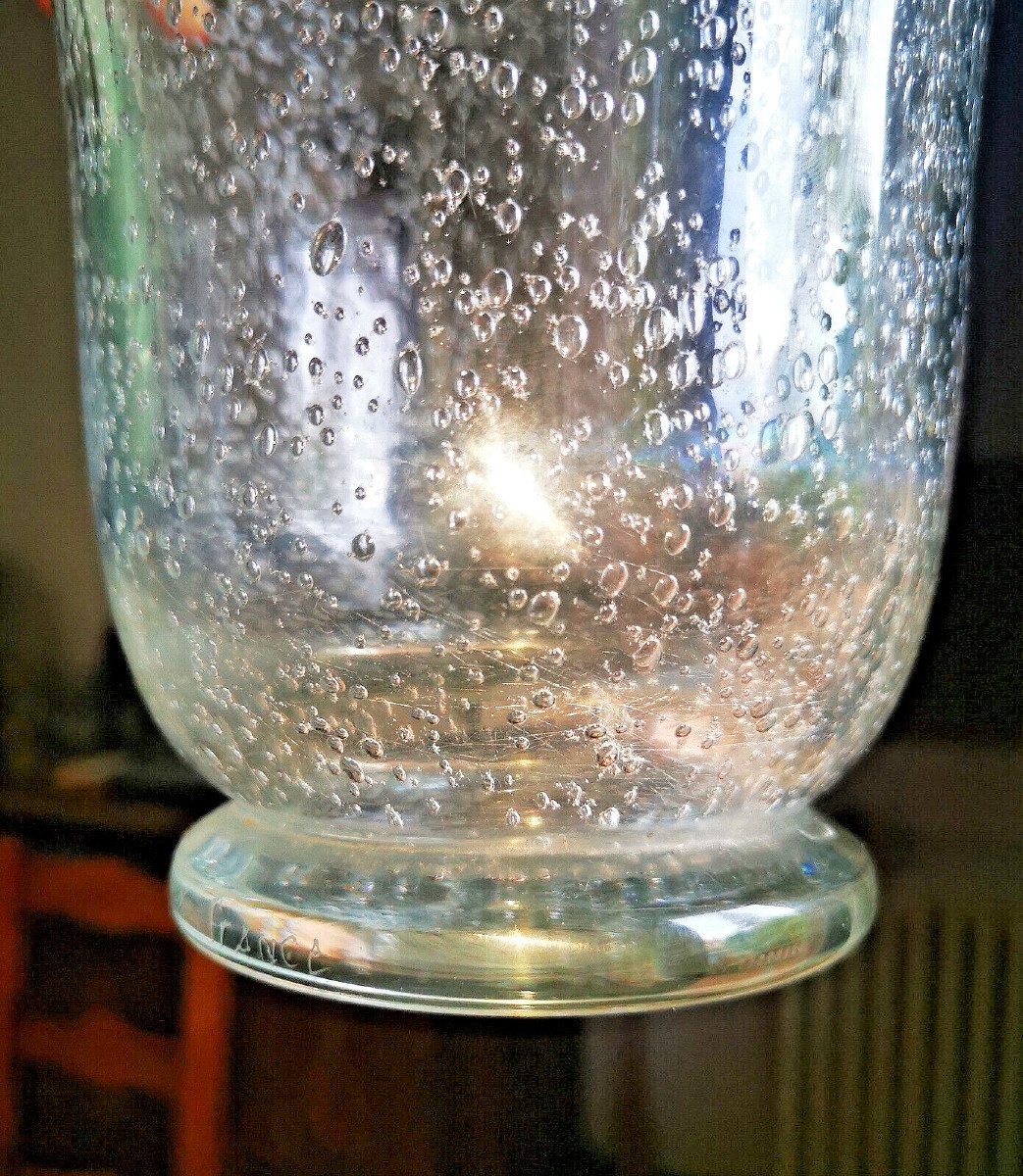 DAUM ☨ NANCY FRANCE. Vase évasé en verre bullé, période Art déco.-photo-4