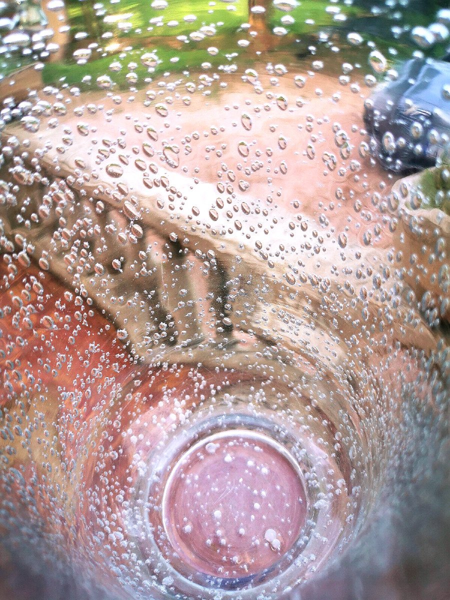 DAUM ☨ NANCY FRANCE. Vase évasé en verre bullé, période Art déco.-photo-2