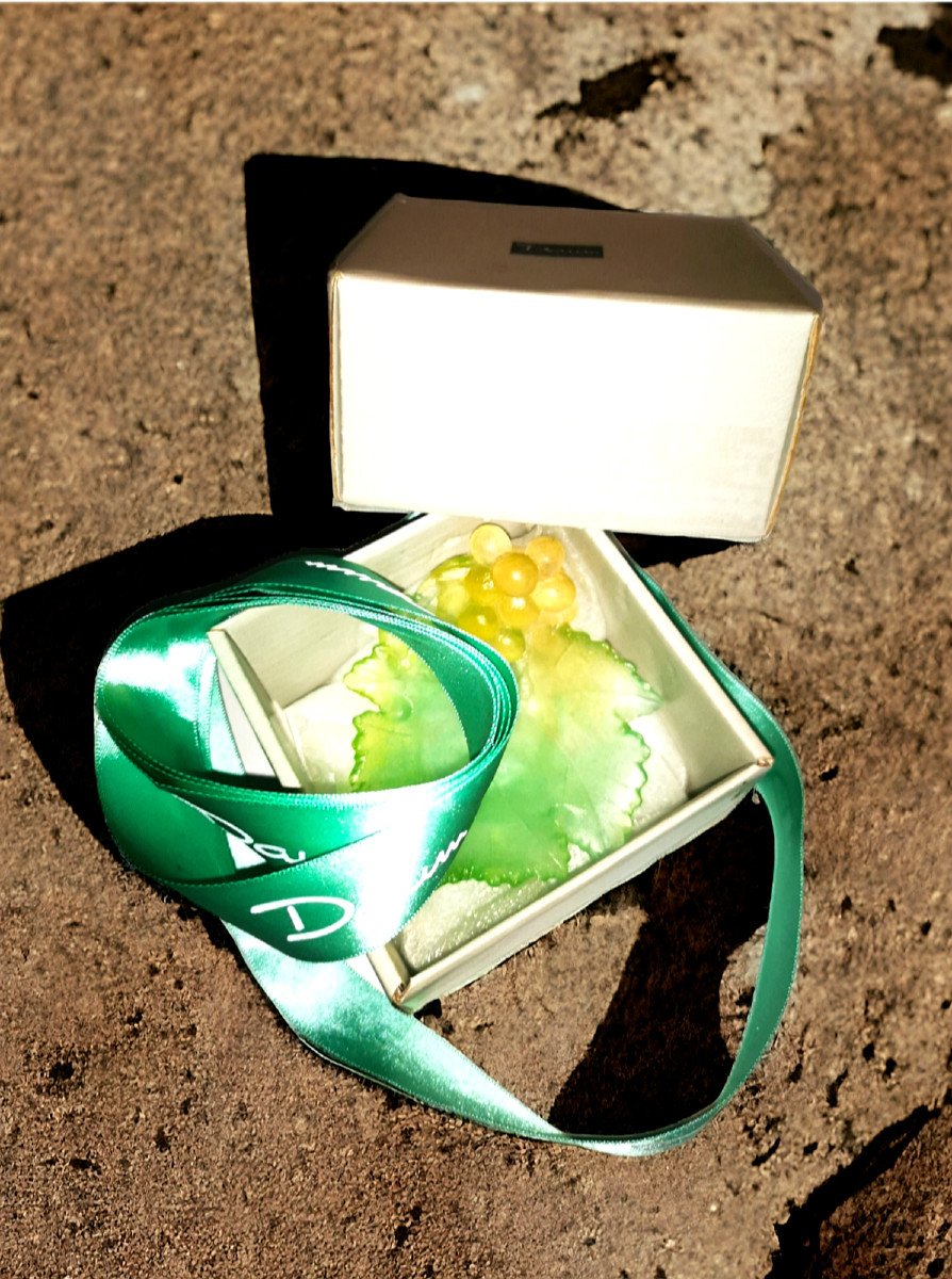 Daum. Sculptural “vine Leaf” Cup In Crystal Paste, In Its Box.-photo-4