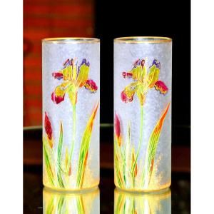 Baccarat. Pair Of Crystal Vases (20 Cm) Decorated With Iris, Art Nouveau Period.