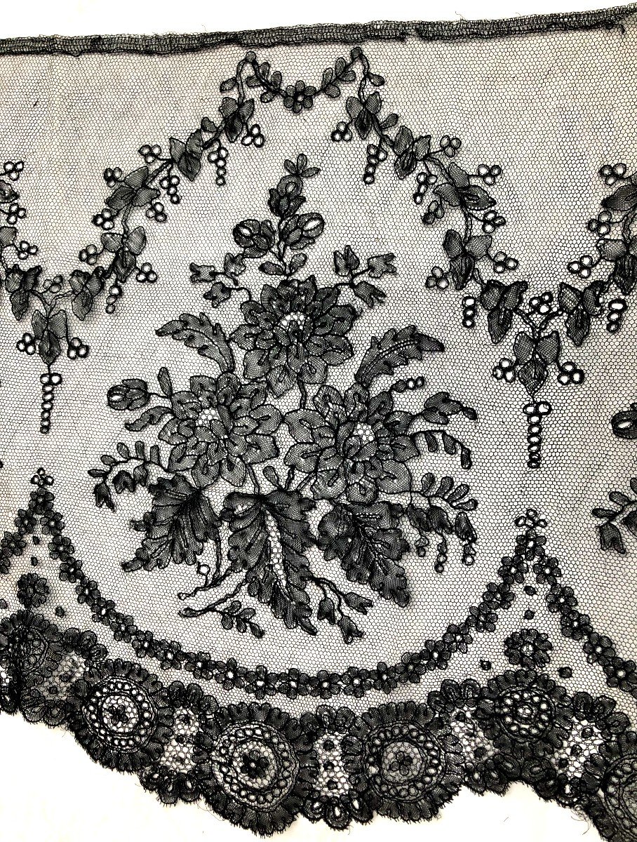 Dentelle 4 Meters Of Nineteenth And Art Deco Chantilly Lace-photo-2