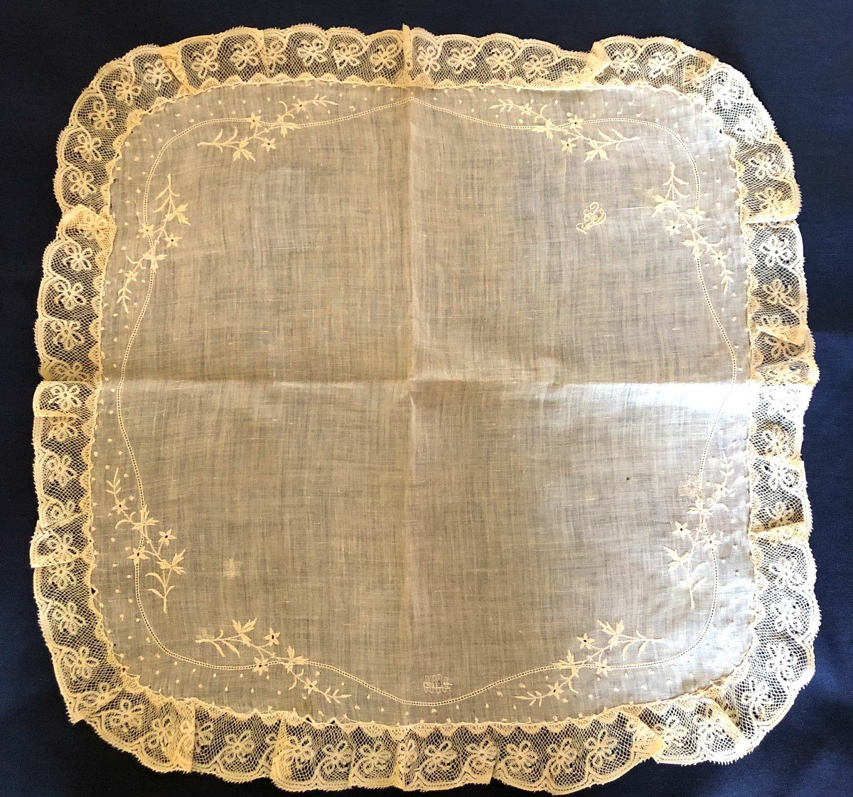 Mid XIXth Century Handkerchief With Needle Monogram