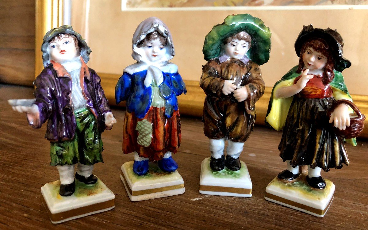4 Polychrome Porcelain Beggar Child Characters Crown Saxe Meissen-photo-4