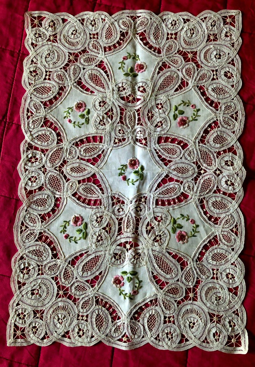 Dentelle Napperon Roses