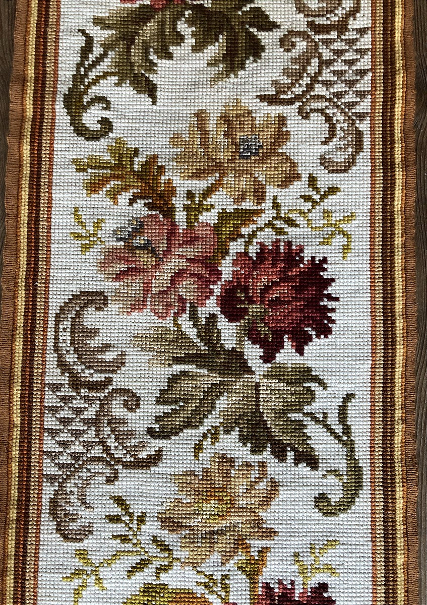 Vintage Fabric Handboard Hand Embroidered Flowers -photo-2