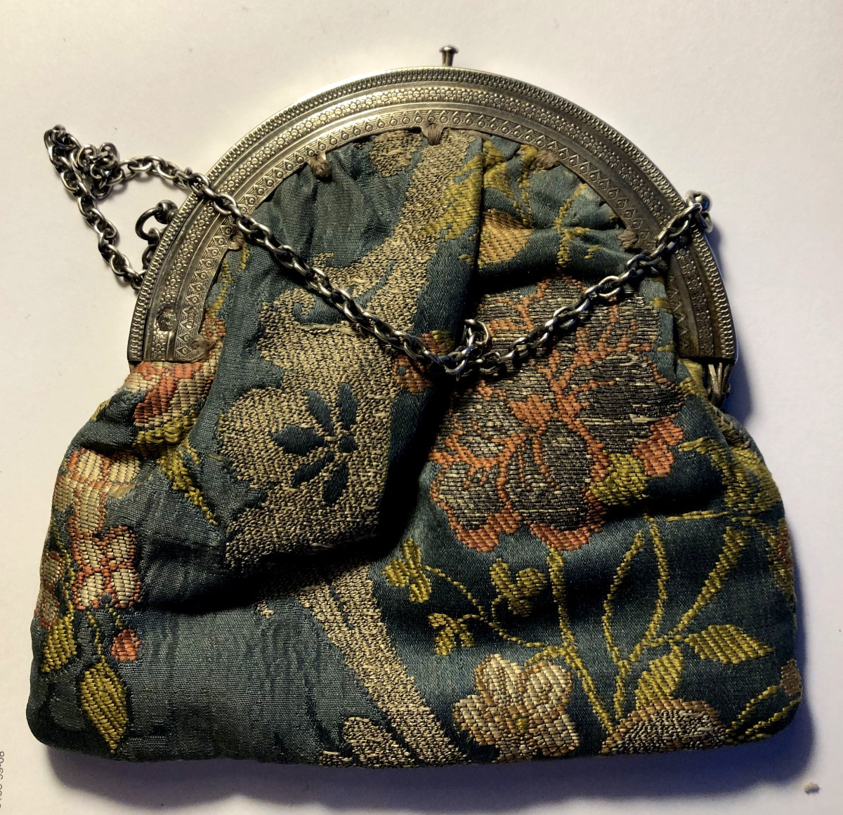 TISSU ANCIEN BOURSE PORTE MONNAIE RETICULE AUMONIERE SAC EN ARGENT MASSIF ET SOIE-photo-4