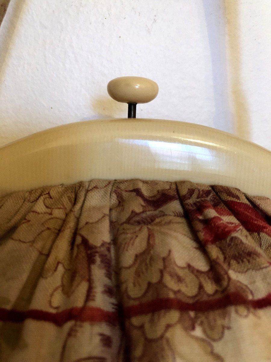 Vintage Fabric Handbag With Floral Print And Ivory Frame, Art Deco Style-photo-2