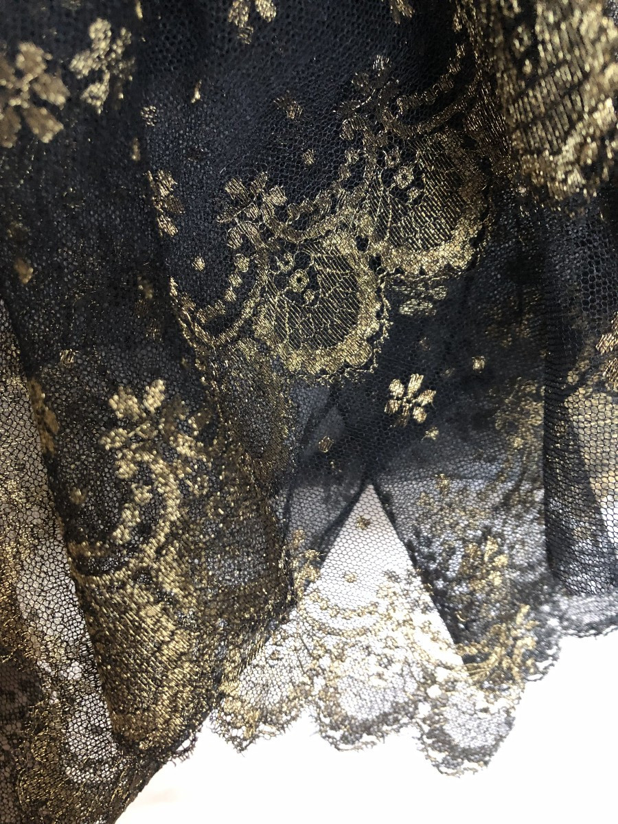 METRAGE DENTELLE TULLE LAME OR LAMBREQUIN TULLE DI PIZZO-photo-1