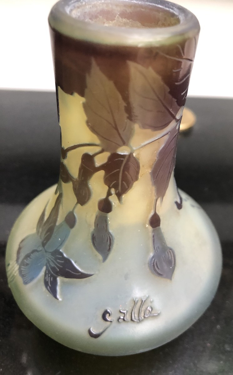 Galle Small Pate De Verre Vase Decorated With Fuchsia Flowers Authentic Art Nouveau Period-photo-2