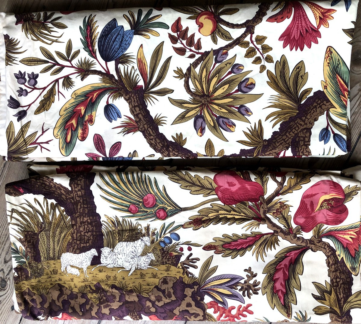 TISSU ANCIEN PAIRE DE RIDEAUX SCENE PASTORALE A L ARBRE DE VIE ART DECO IMPRIME MOUTON-photo-3