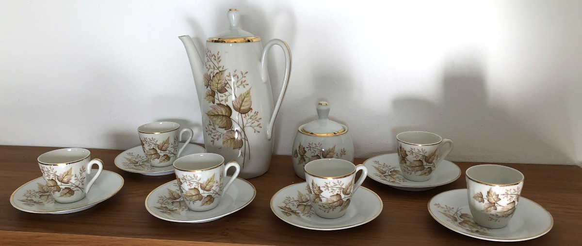 SERVICE A CAFE MOKA PORCELAINE ALLEMANDE MID CENTERY