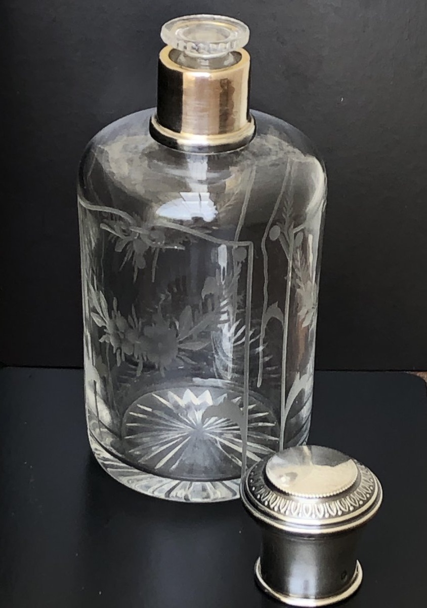 N° 1 FLACON EN CRISTAL TAILLE  BACCARAT ET ARGENT MASSIF PARFUM TOILETTE-photo-2