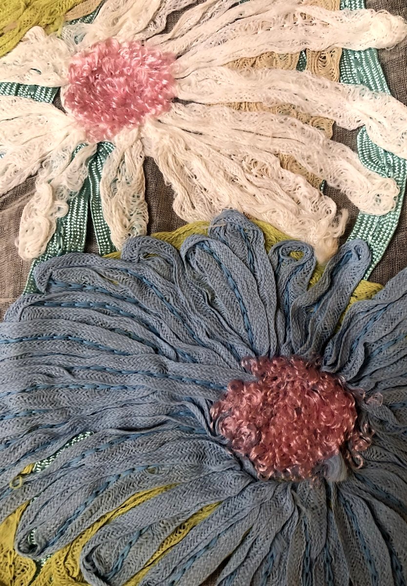 BRODERIE AUX CHRYSANTHEMES RUBAN DE SOIE-photo-4