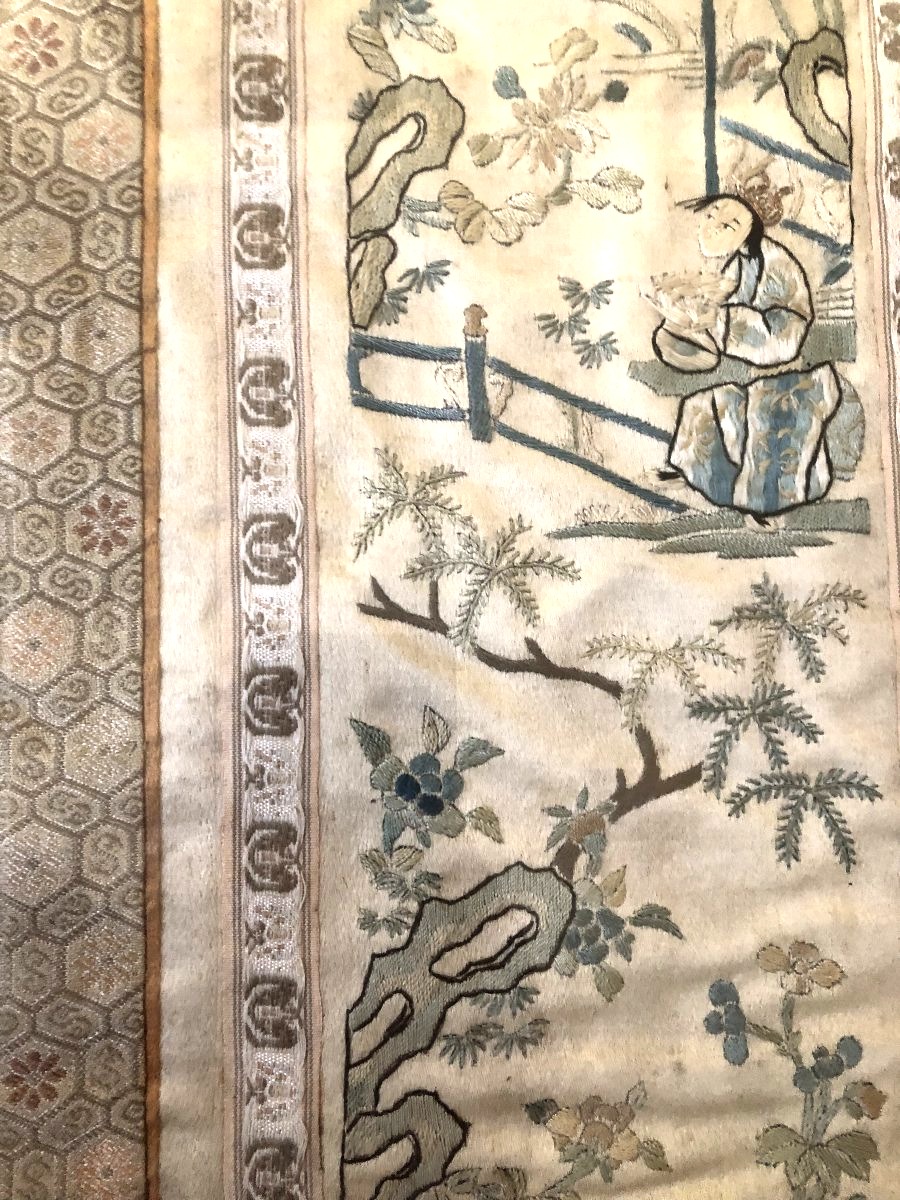 Antique Chinese Fabric With Embroidery From A 19th-century Tunic Or Dress-photo-3
