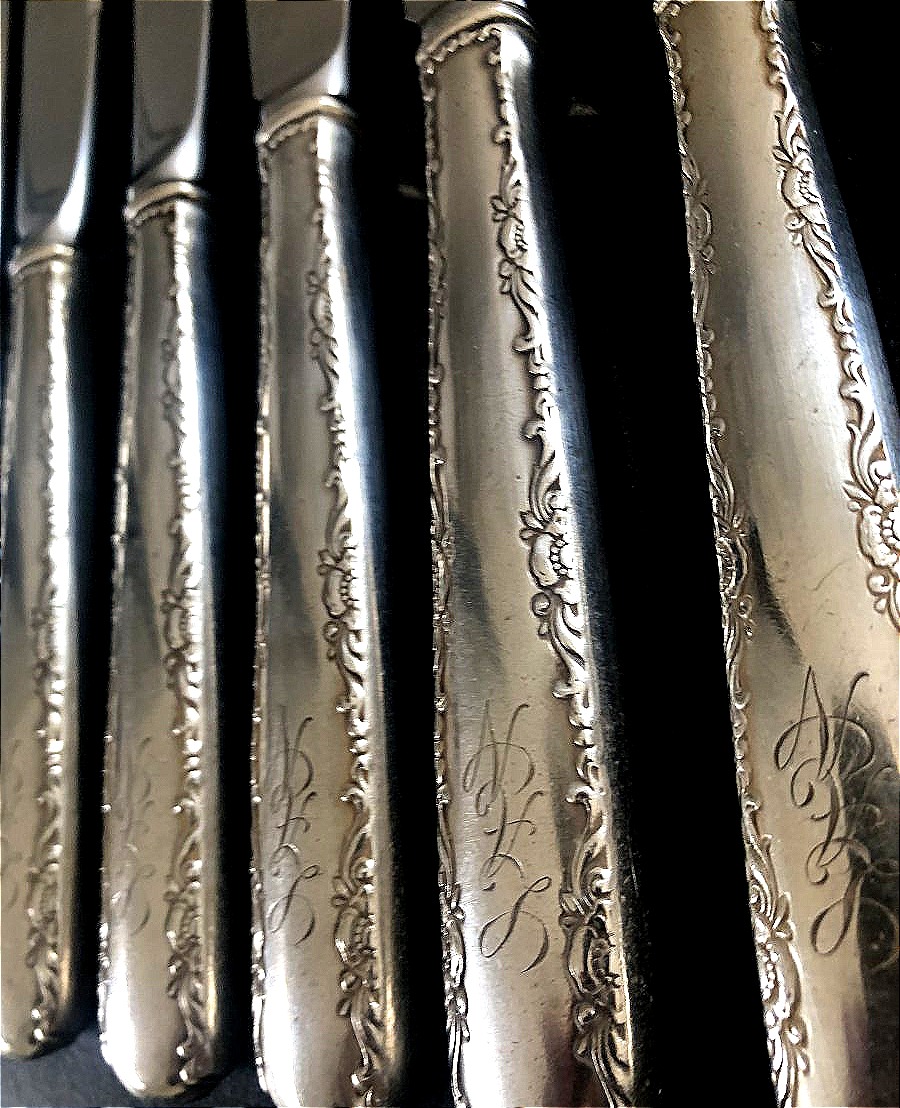 1941 Solid Silver Knife Set, Gorham American Manufacture, Camellia Monogram-photo-3