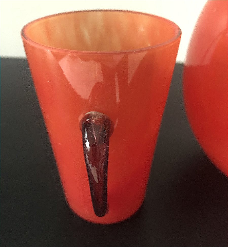 Charles Schneider  A Set Of French Glassware Consisting Of A Pitcher And Two Glasses -photo-1