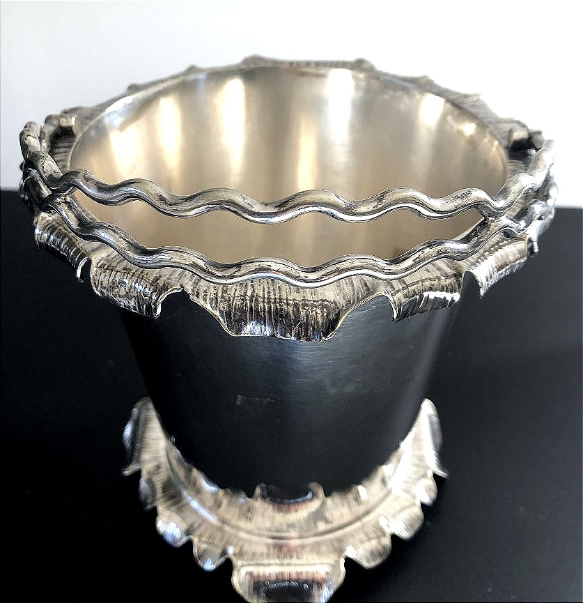 John Grinsell & Sons Art Nouveau New England Ice Bucket  Silver Plate And Crystal
