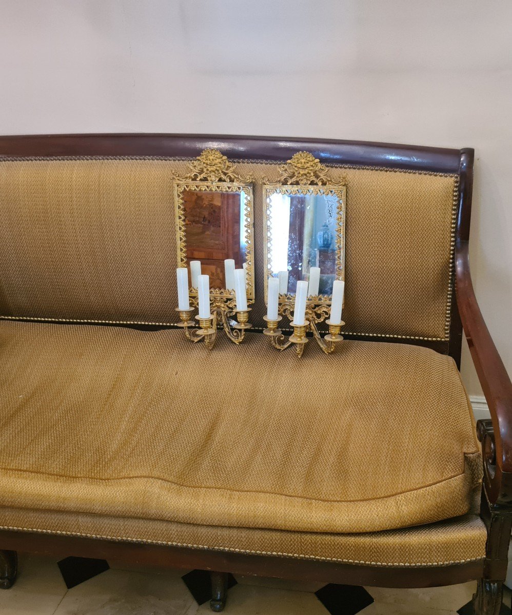 Paire D’appliques à Fond De Miroirs En Bronze Ciselé Et Doré , Style Louis XIV. -photo-3