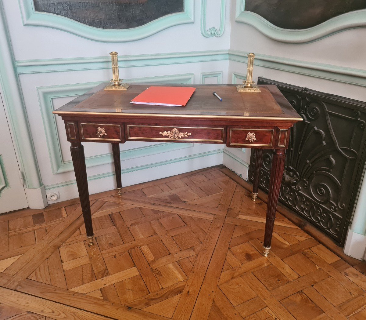 Grohé (1808-1885) - Bureau Plat En Acajou Moucheté - -photo-2
