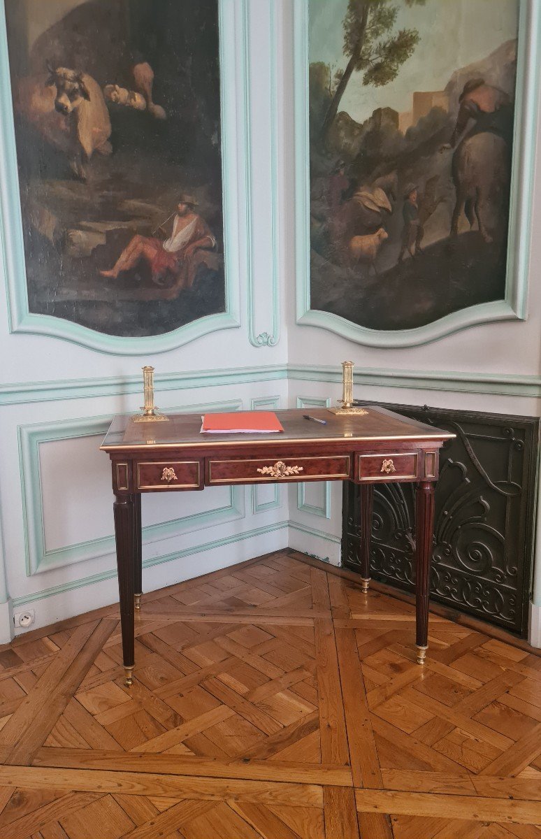 Grohé (1808-1885) - Bureau Plat En Acajou Moucheté - 