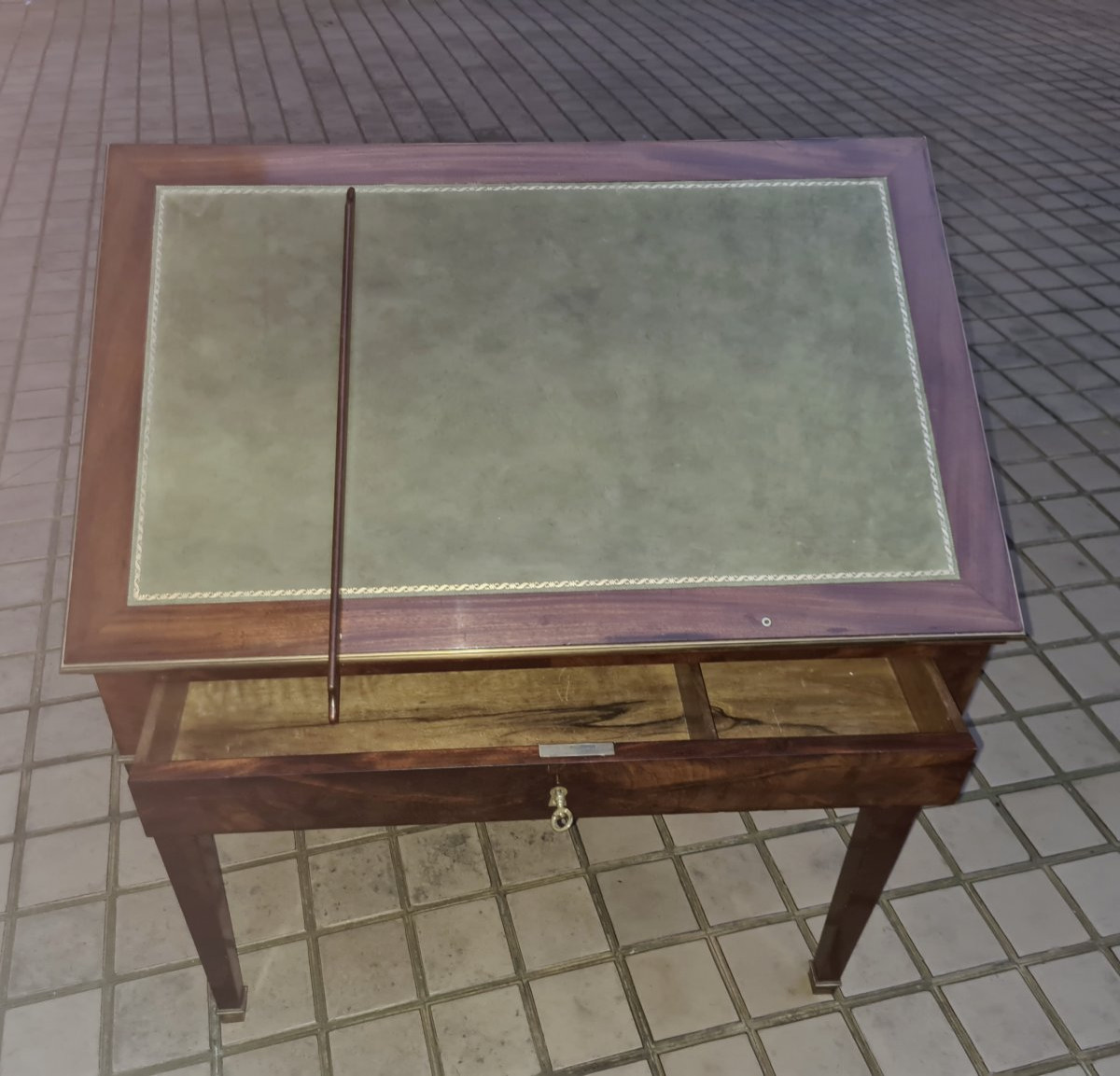 Small Mahogany Desk Or "à La Tronchin" Table, Directoire Period, Circa 1795.-photo-5