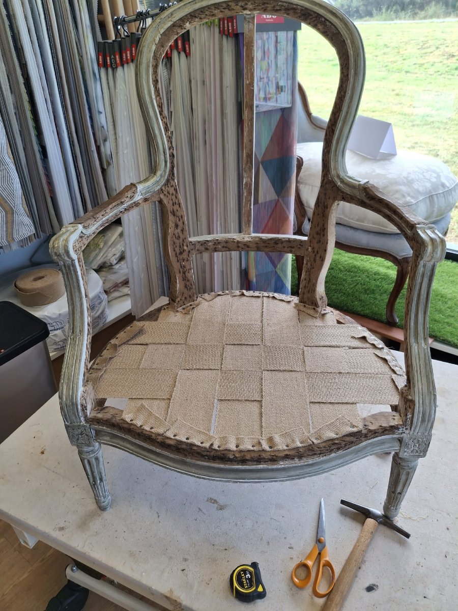 Bergère laquée en gris Trianon , époque TRANSITION  , attribué à Claude CHEVIGNY - circa 1775.-photo-7