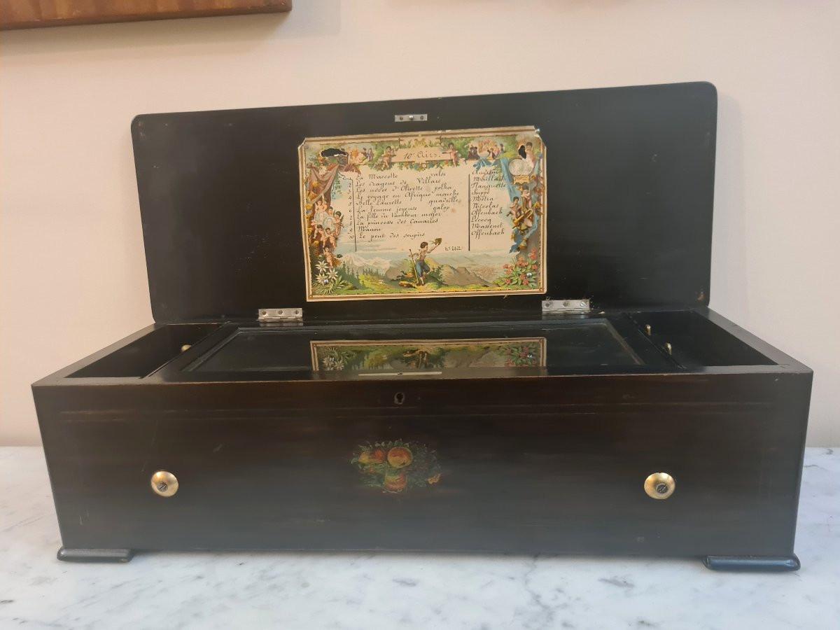 Music Box Painted In Trompe-l'oeil Of Wood And Flowers. Napoleon III Period, Circa 1860 .works.-photo-3