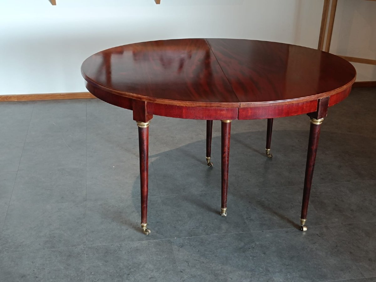Table de salle à manger en acajou Époque Restauration, vers 1820. -photo-4