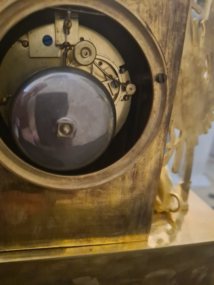 Pendule en bronze doré époque Restauration , circa 1819 - Diane Chasseresse--photo-2