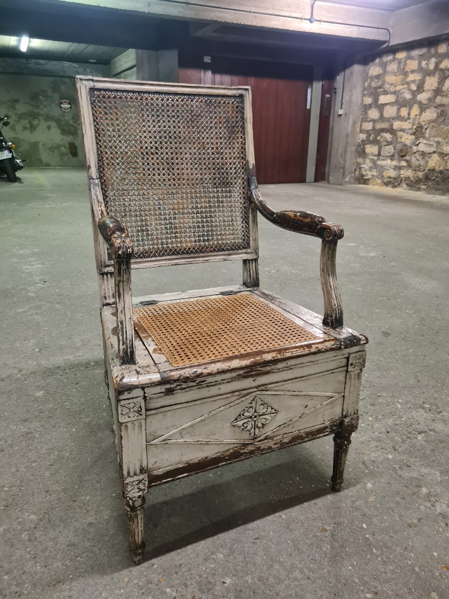 Siège ou fauteuil de commodité d’époque Louis XVI en laque . Vers 1780. -photo-2