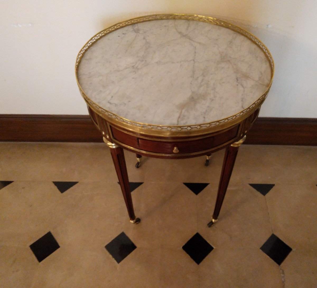 Table Bouillote En Acajou Et Placage Acajou , Style Louis XVI , Vers 1850-photo-1