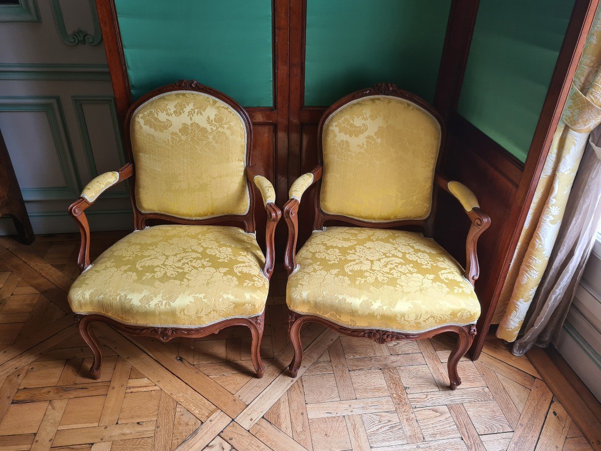 Paire De Fauteuils à Dossiers Plats Ou « A La Reine » En Noyer époque Louis XV Vers 1750. -photo-3