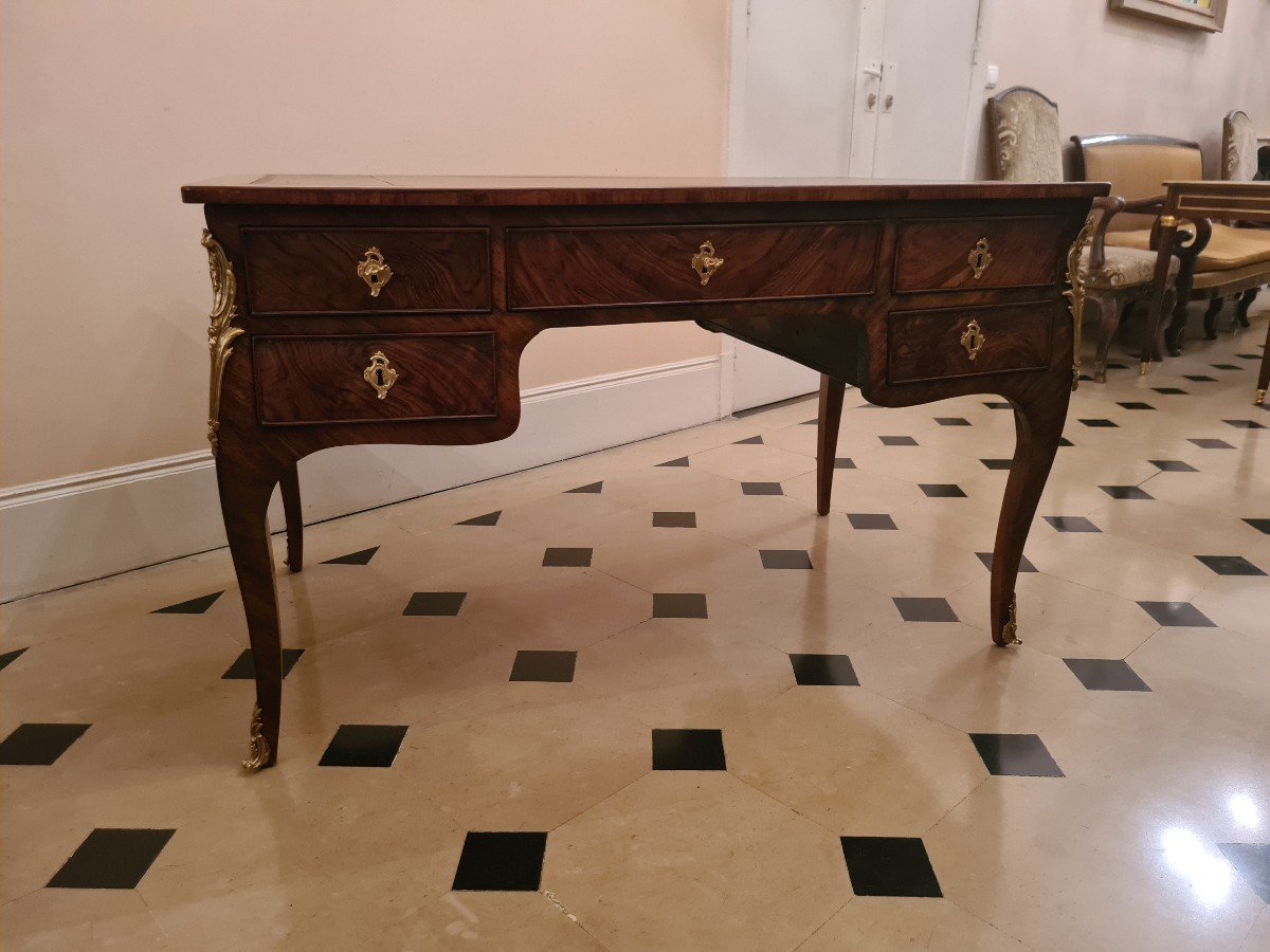 Flat Desk In Walnut And Burr Walnut Veneer. Louis XV Period.-photo-5