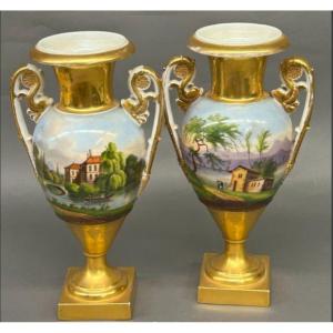 Paire De Vases En Porcelaine De Paris,  XIXème 