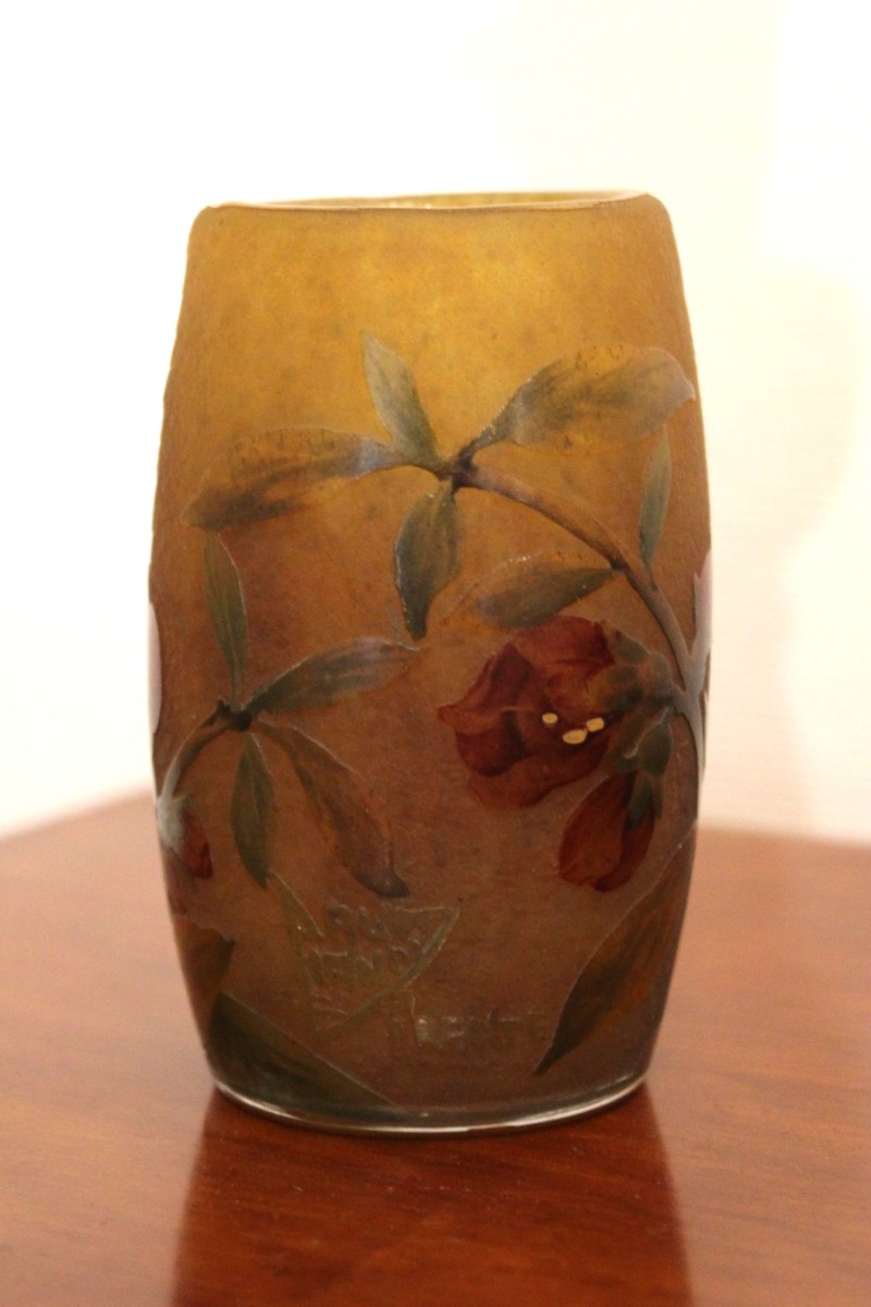 Petit vase Daum Nancy à décor de rameaux et fleurs, Art Nouveau-photo-1