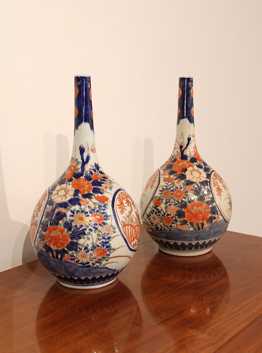 Pair Of Porcelain Bottle Vases, Japan-photo-2
