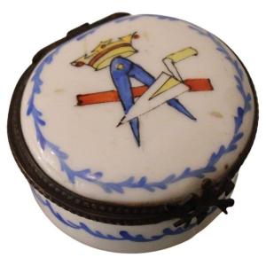 Small Freemasonry Porcelain Box