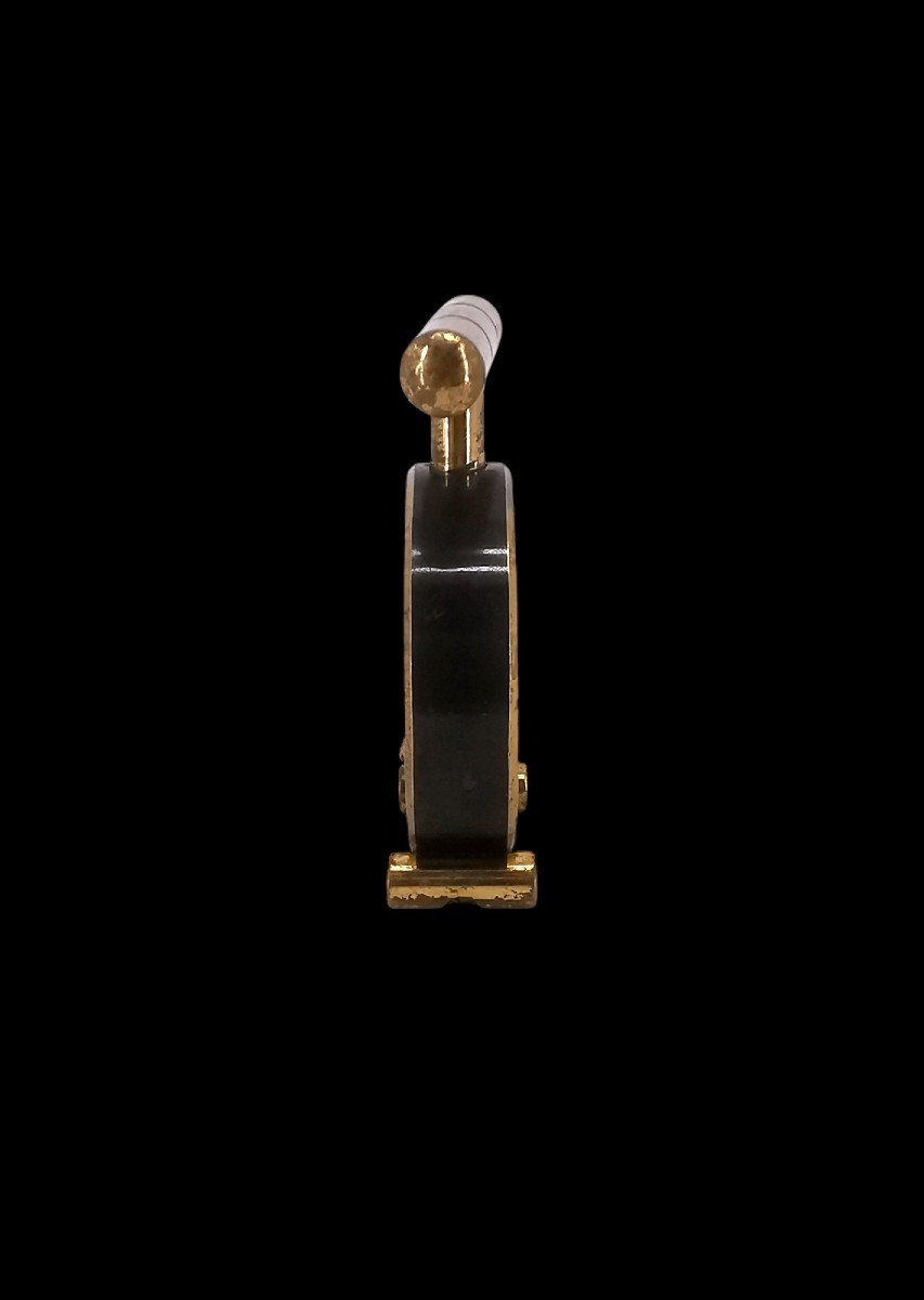  Casse noix en forme de Bague - Bronze et Métal patiné Doré - Design moderniste J. Adnet - XX E-photo-3