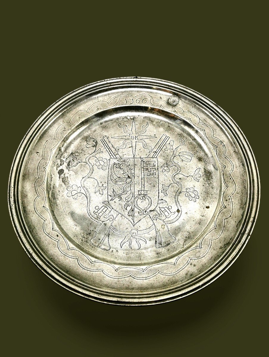 18th Century Collectible Pewter - Curiosity Coat Of Arms Plate - Dated 1766 -photo-5
