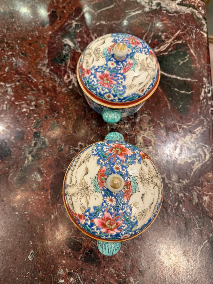PAIRE DE POTS COUVERTS A OREILLES  CHINE XVIII EME-photo-2