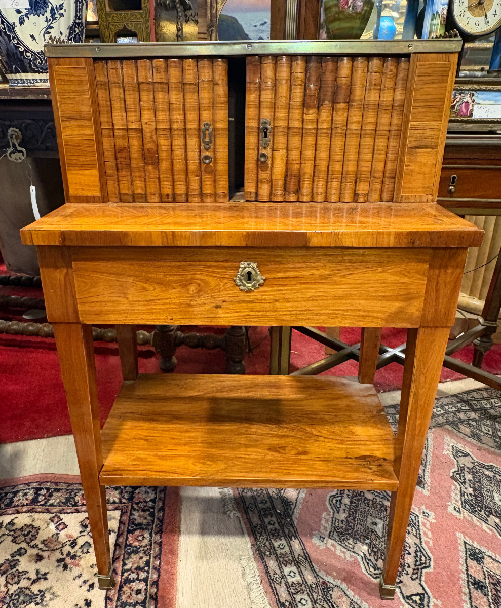 BUREAU LOUIS XVI A GRADIN