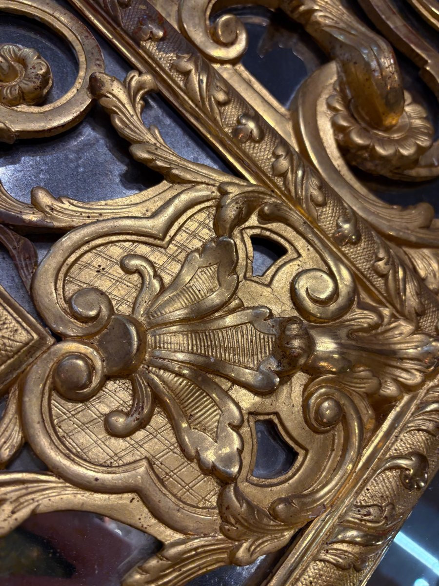 Large Mirror With Pareclosses -photo-1