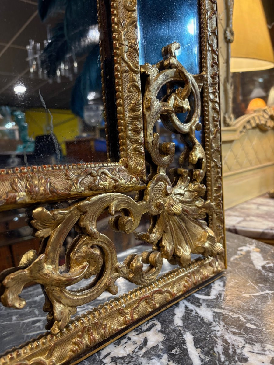 IMPORTANT MIROIR A PARECLOSES EN BOIS DORE ET SCULPTE-photo-4