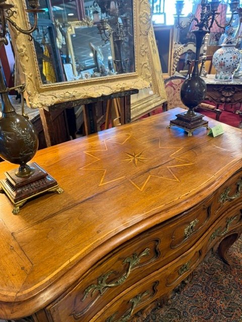 Commode Lyonnaise d'époque Louis XV , XVIII ème-photo-1