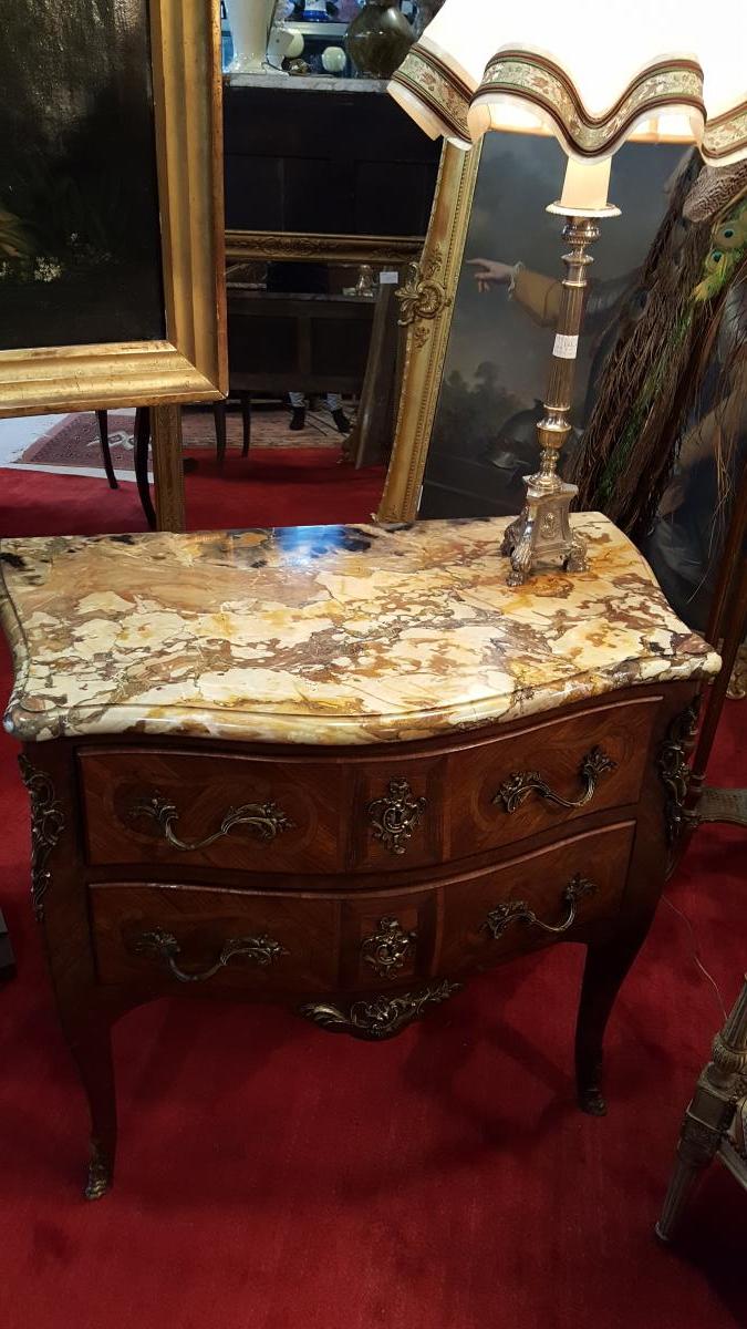 Commode D Between Two Louis XV