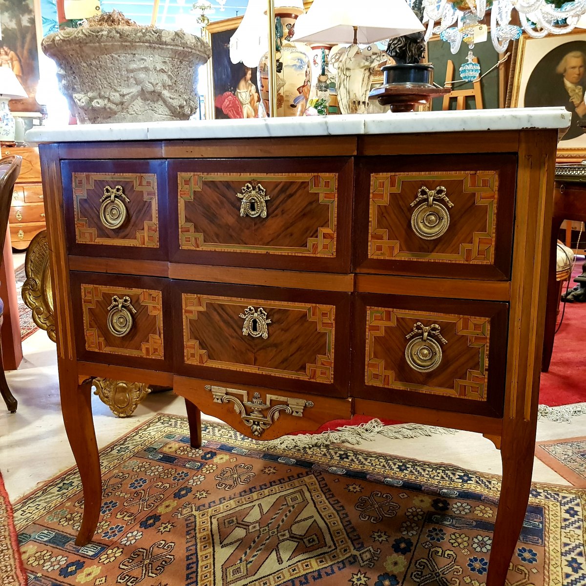 Transition Commode Stamped Lnmalle