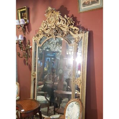 XIX Mirror In Wood And Gold Stucco With Gold Leaf